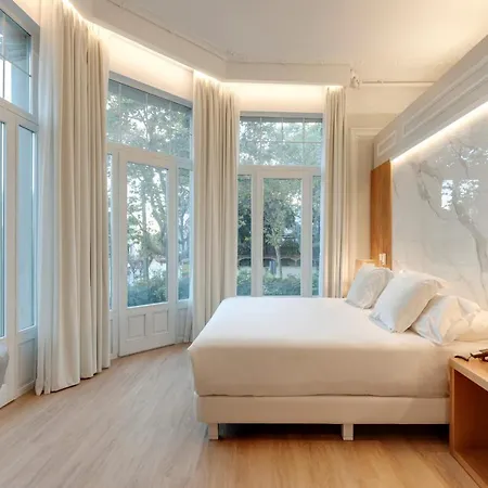 فندق Boutique Mirlo 5*