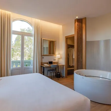 فندق Boutique Mirlo 5*
