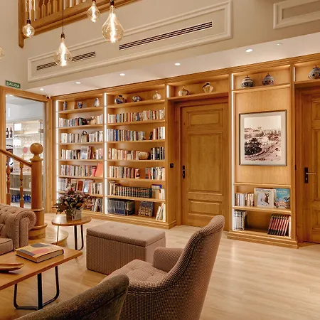 Boutique Mirlo Hotel 5*